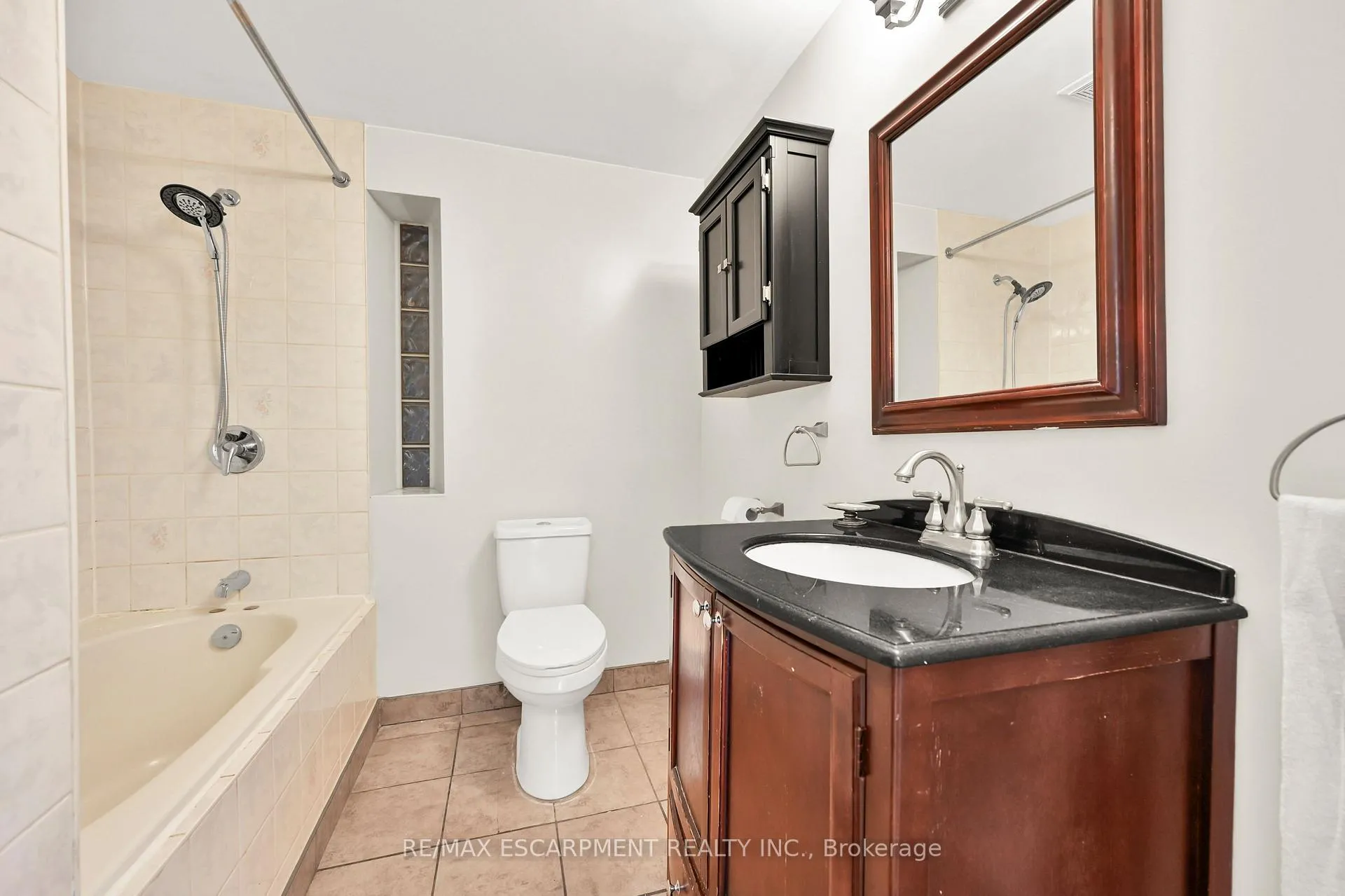 Photo 14 of 90 West Avenue N, Hamilton, Beasley — HOMEH