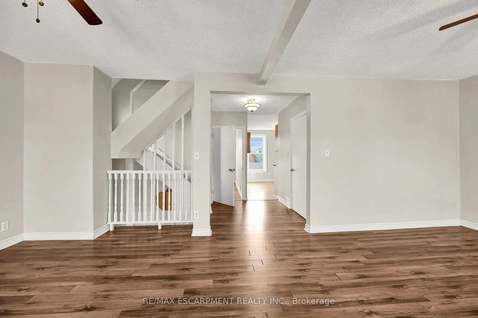 Photo 21 of 90 West Avenue N, Hamilton, Beasley — HOMEH