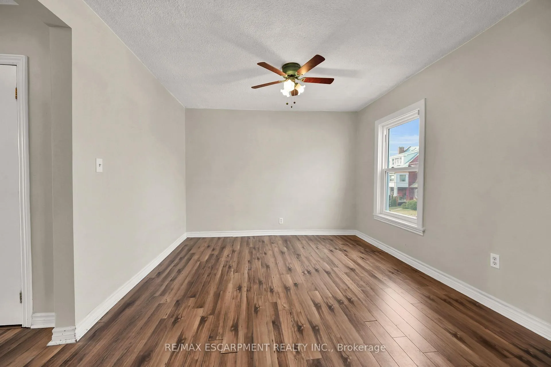 Photo 22 of 90 West Avenue N, Hamilton, Beasley — HOMEH