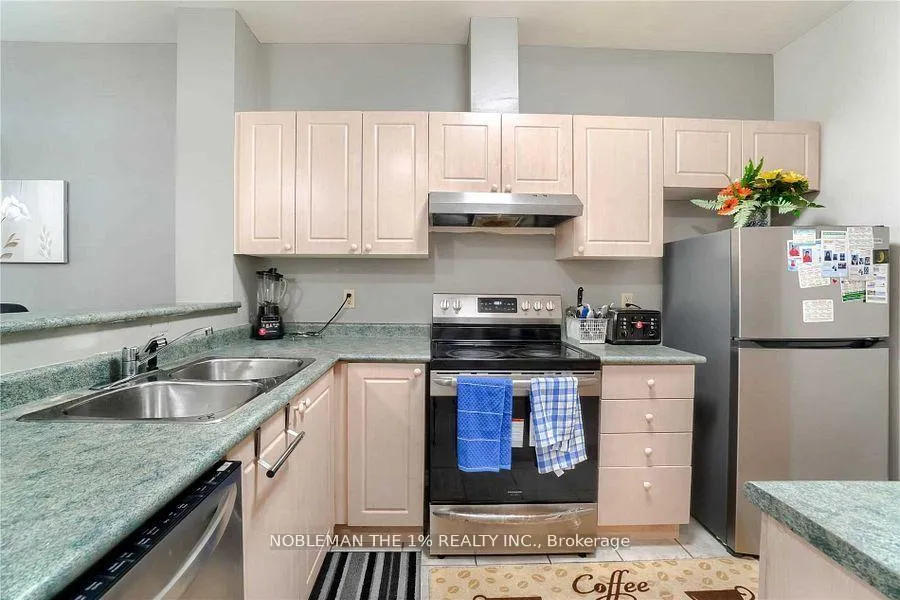 Photo 7 of Unit 313, 10 Gateway Boulevard, Toronto, Flemingdon Park — HOMEH