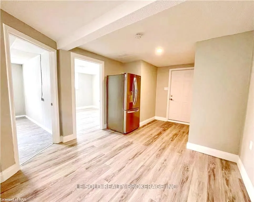 Photo 2 of Unit Bsmt, 24 Winnifred Avenue, St. Catharines, Carlton/Bunting — HOMEH