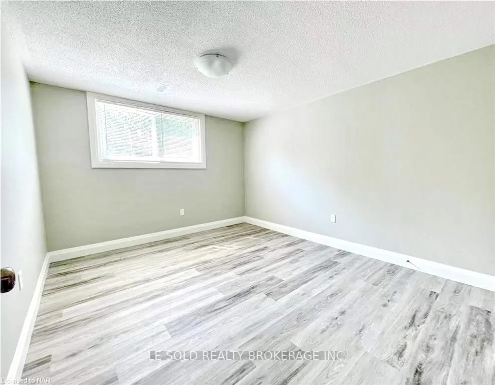 Photo 7 of Unit Bsmt, 24 Winnifred Avenue, St. Catharines, Carlton/Bunting — HOMEH