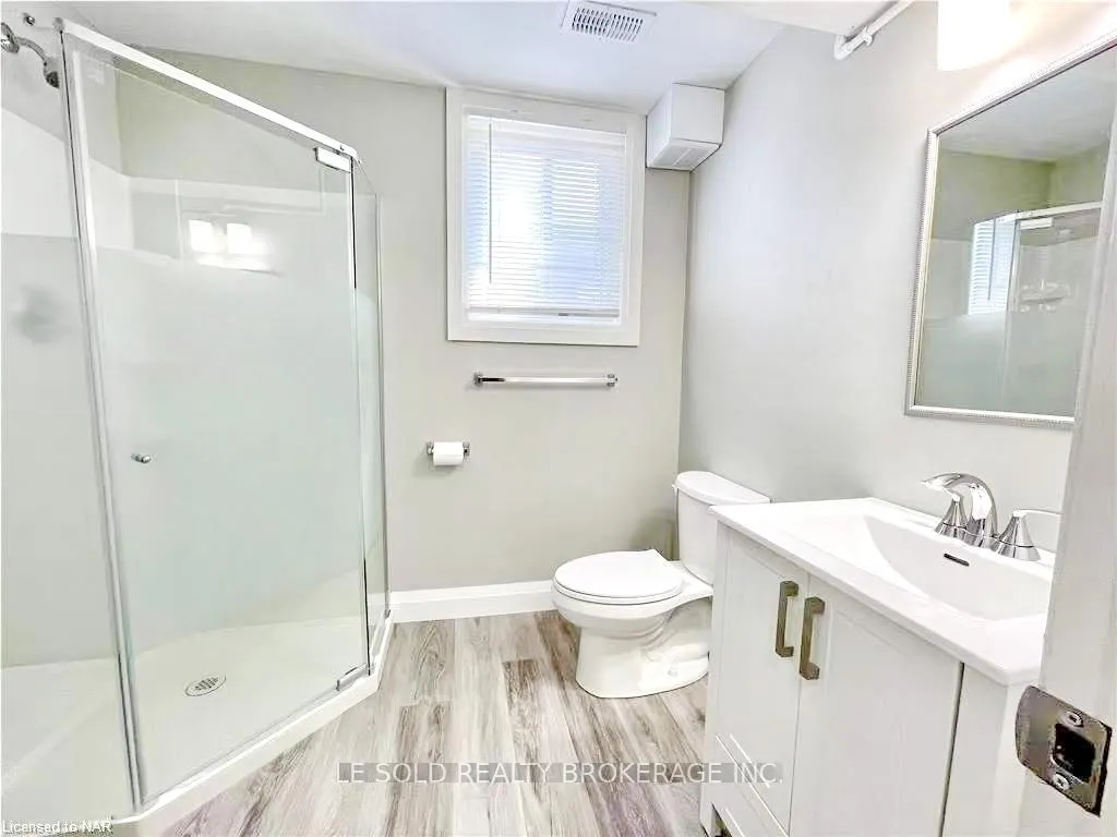 Photo 8 of Unit Bsmt, 24 Winnifred Avenue, St. Catharines, Carlton/Bunting — HOMEH