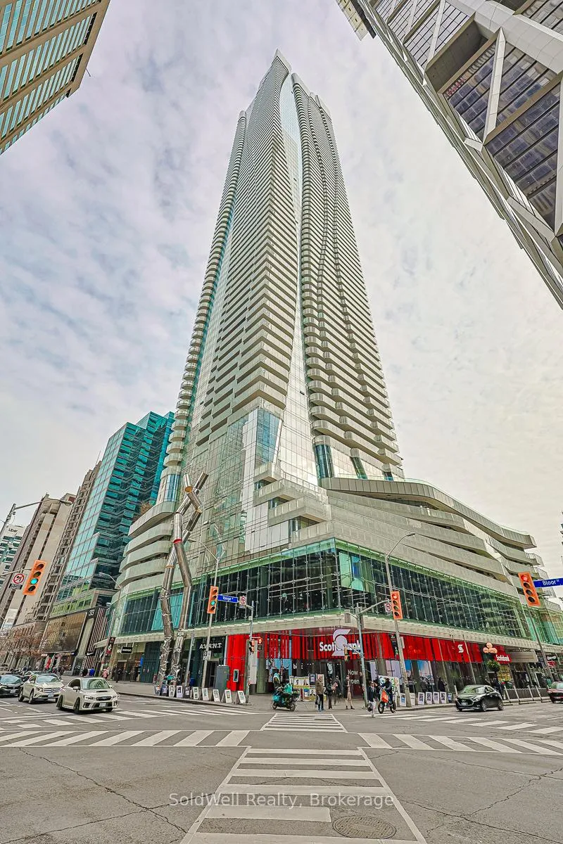 Front of Unit 3312, 1 Bloor Street E