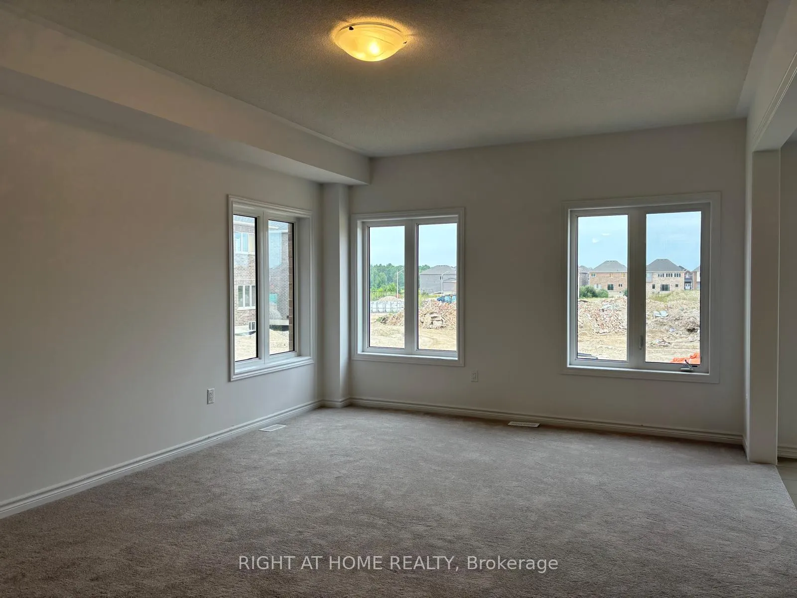 Photo 7 of 324 Russell Street, Southgate — HOMEH