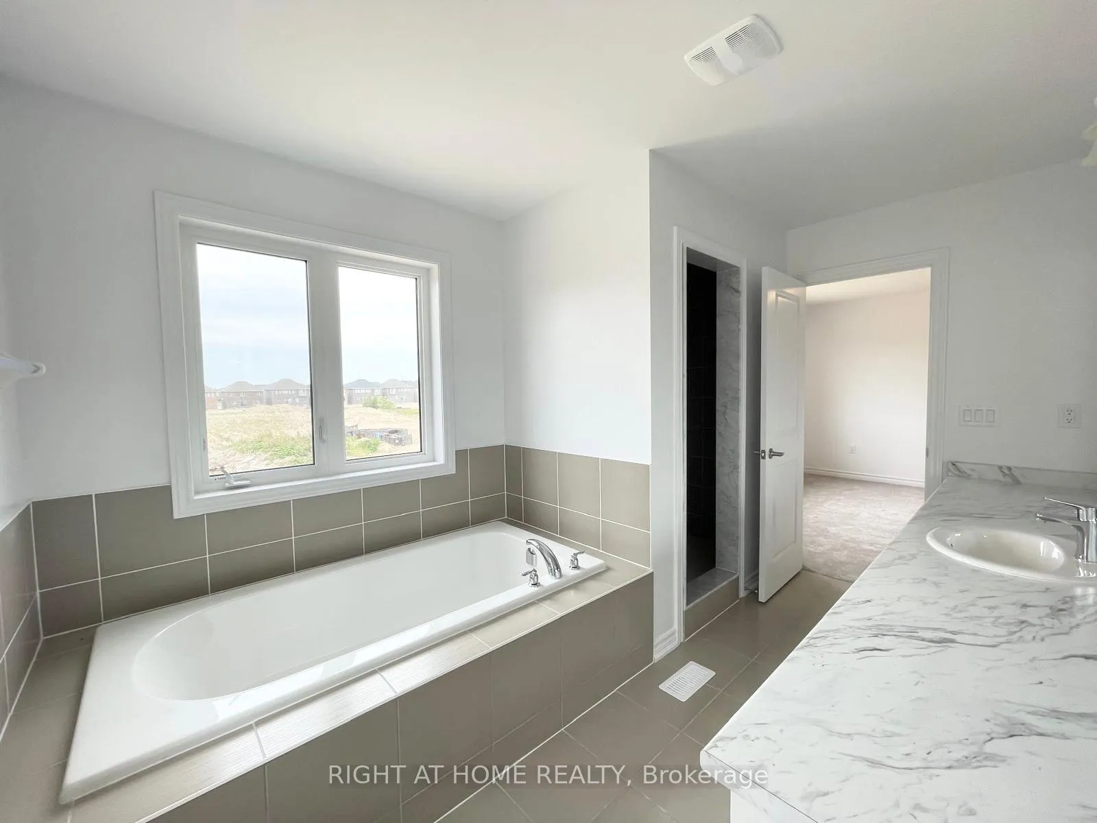 Photo 22 of 324 Russell Street, Southgate — HOMEH