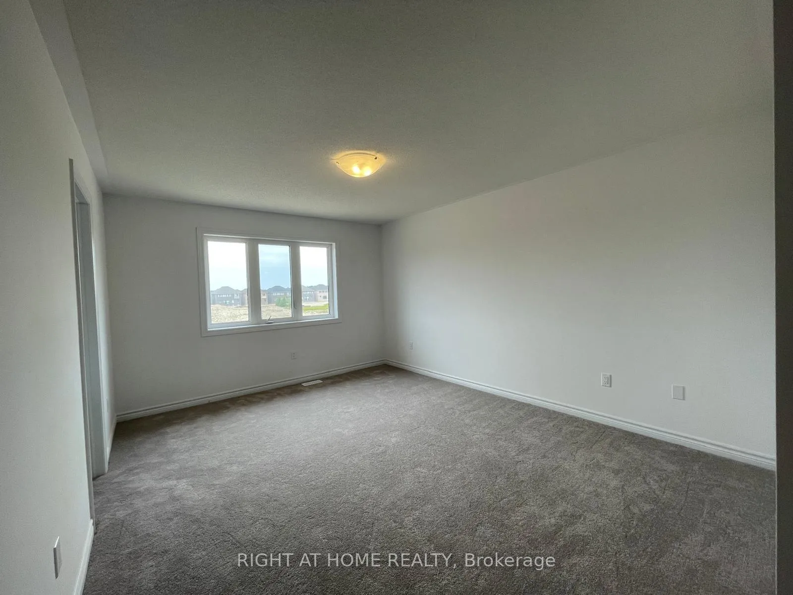 Photo 28 of 324 Russell Street, Southgate — HOMEH