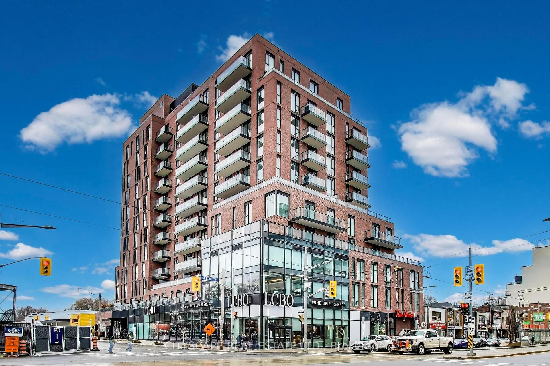 Front of Unit 1210, 185 Alberta Avenue