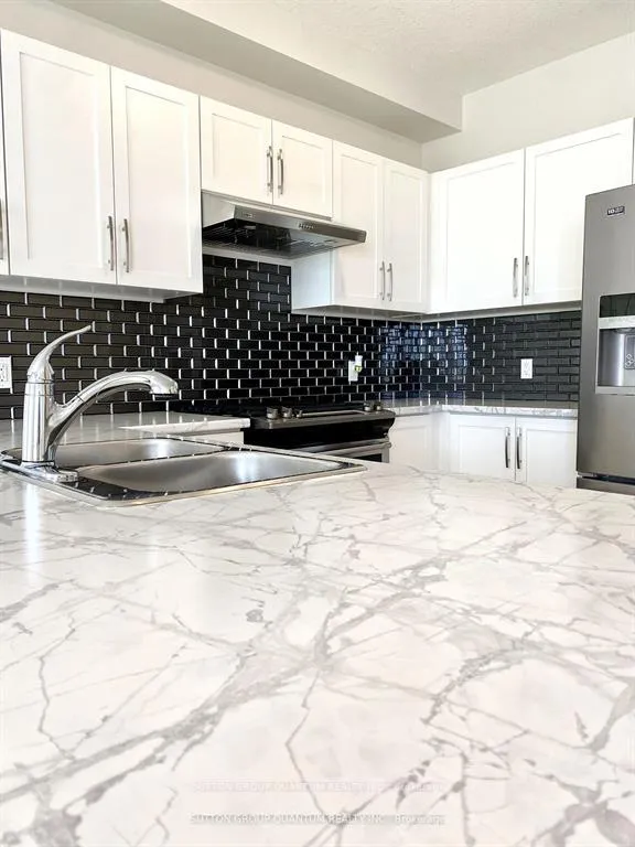 Photo 8 of 128 Festival Way, Hamilton, Binbrook — HOMEH