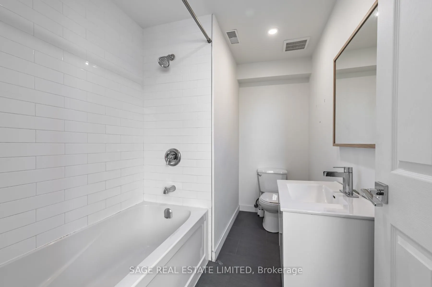 Photo 17 of Unit 1, 14 Cross Street, Hamilton, Dundas — HOMEH