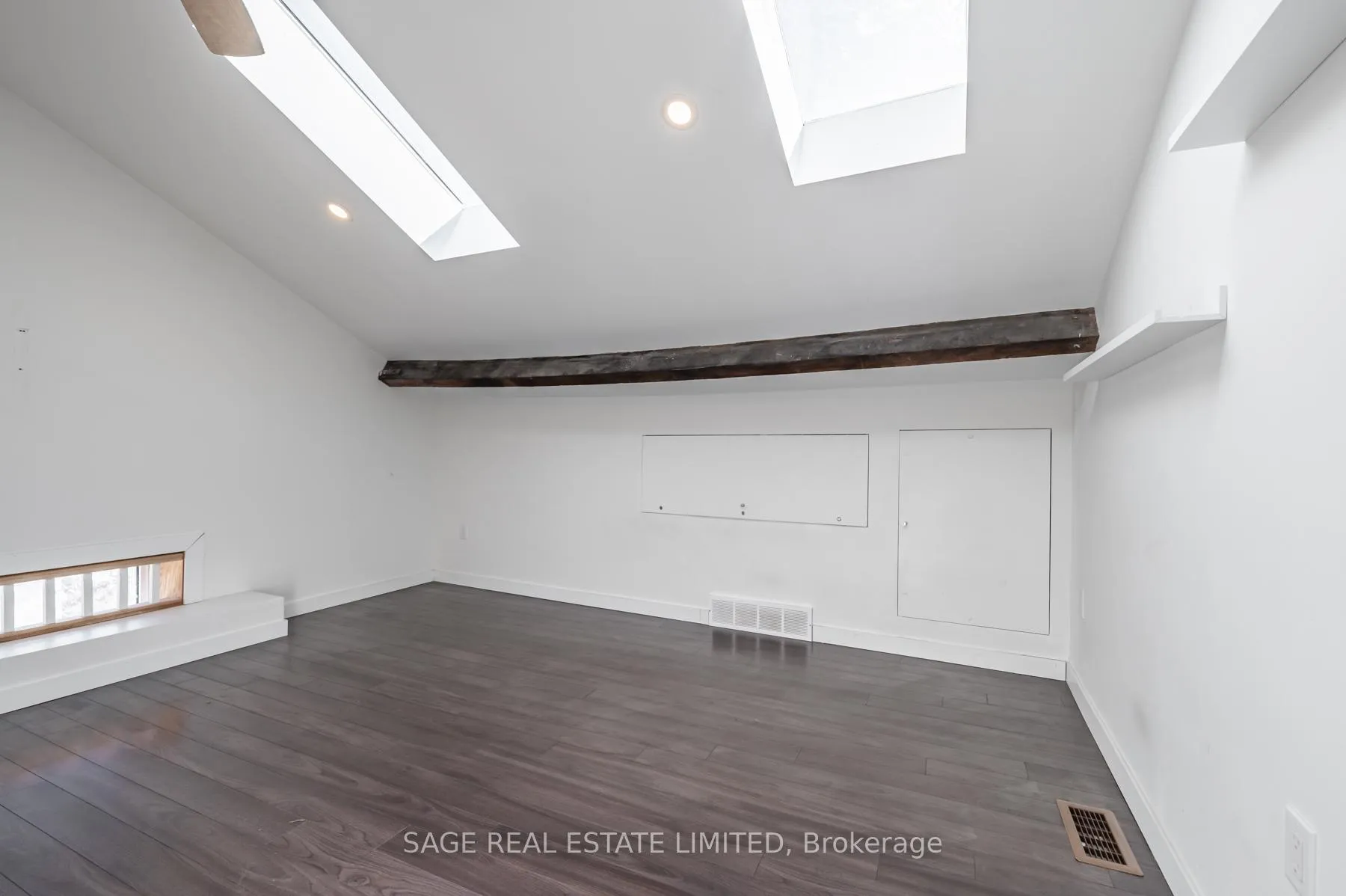 Photo 21 of Unit 1, 14 Cross Street, Hamilton, Dundas — HOMEH