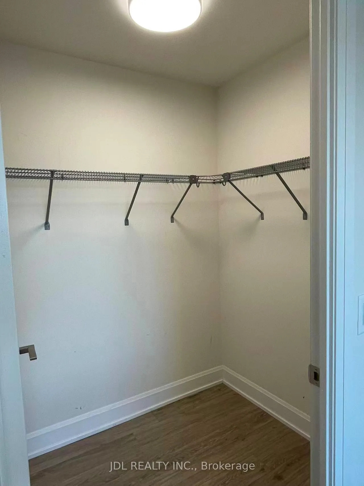 Photo 7 of Unit A 1701, 8 Water Walk Drive, Markham, Unionville — HOMEH