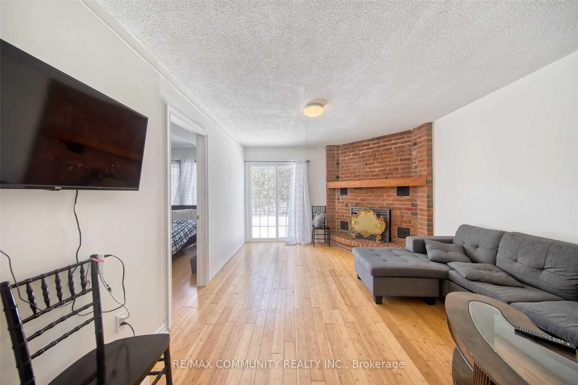 Photo 5 of 60 Keefer Road, Thorold, Confederation Heights — HOMEH