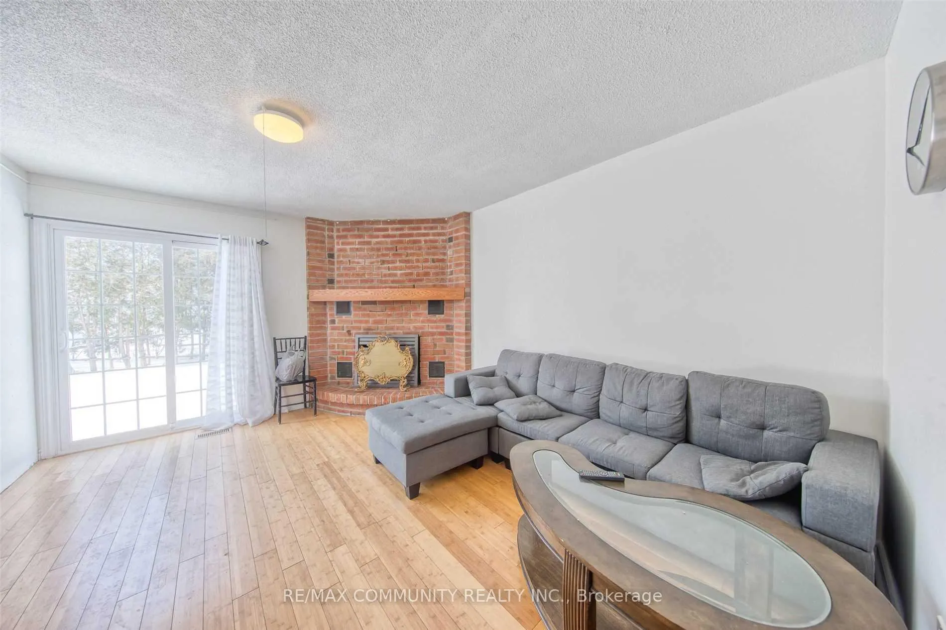 Photo 6 of 60 Keefer Road, Thorold, Confederation Heights — HOMEH