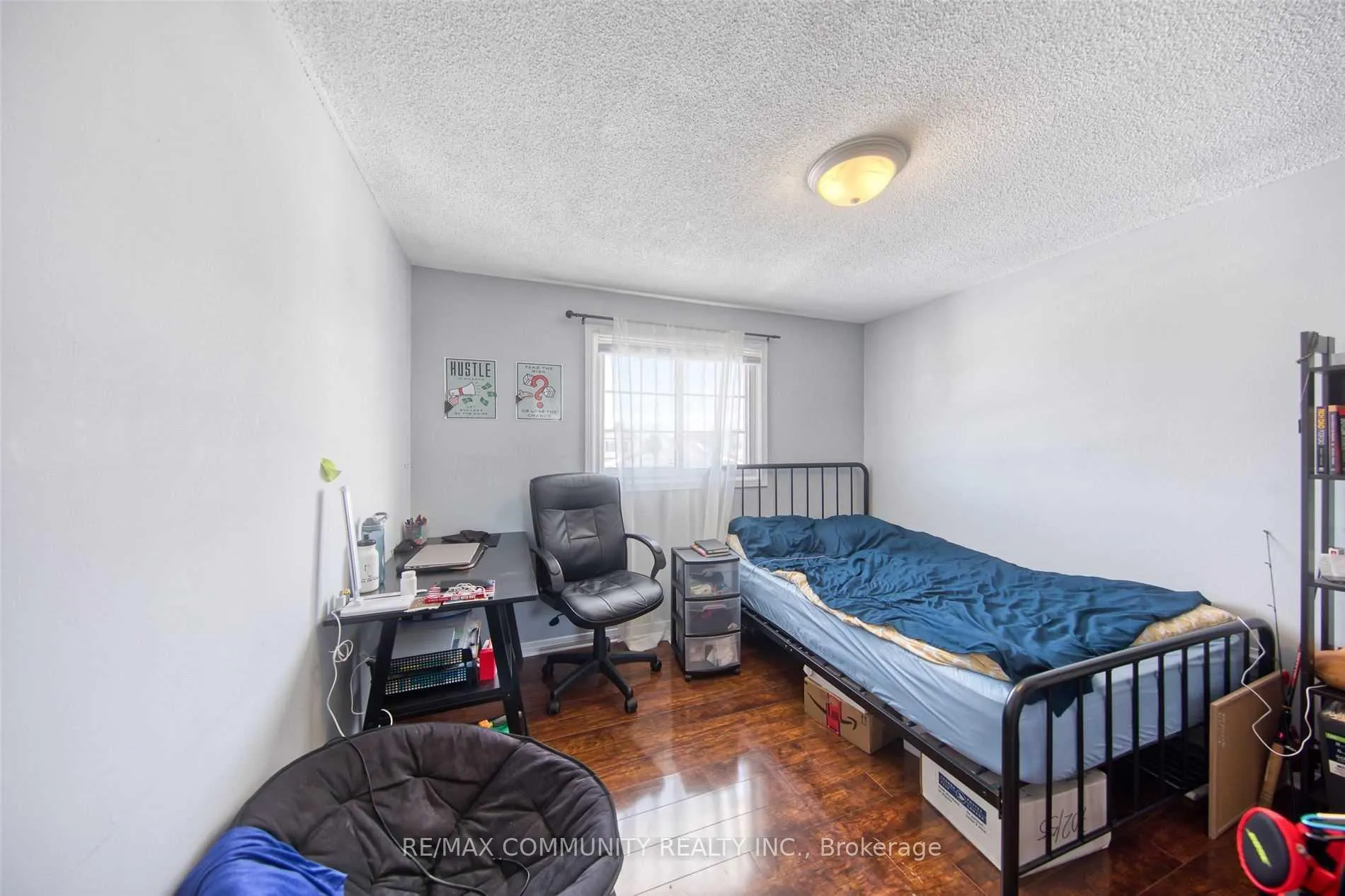 Photo 12 of 60 Keefer Road, Thorold, Confederation Heights — HOMEH