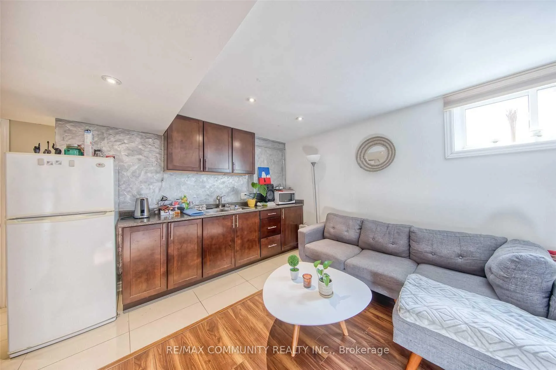 Photo 17 of 60 Keefer Road, Thorold, Confederation Heights — HOMEH