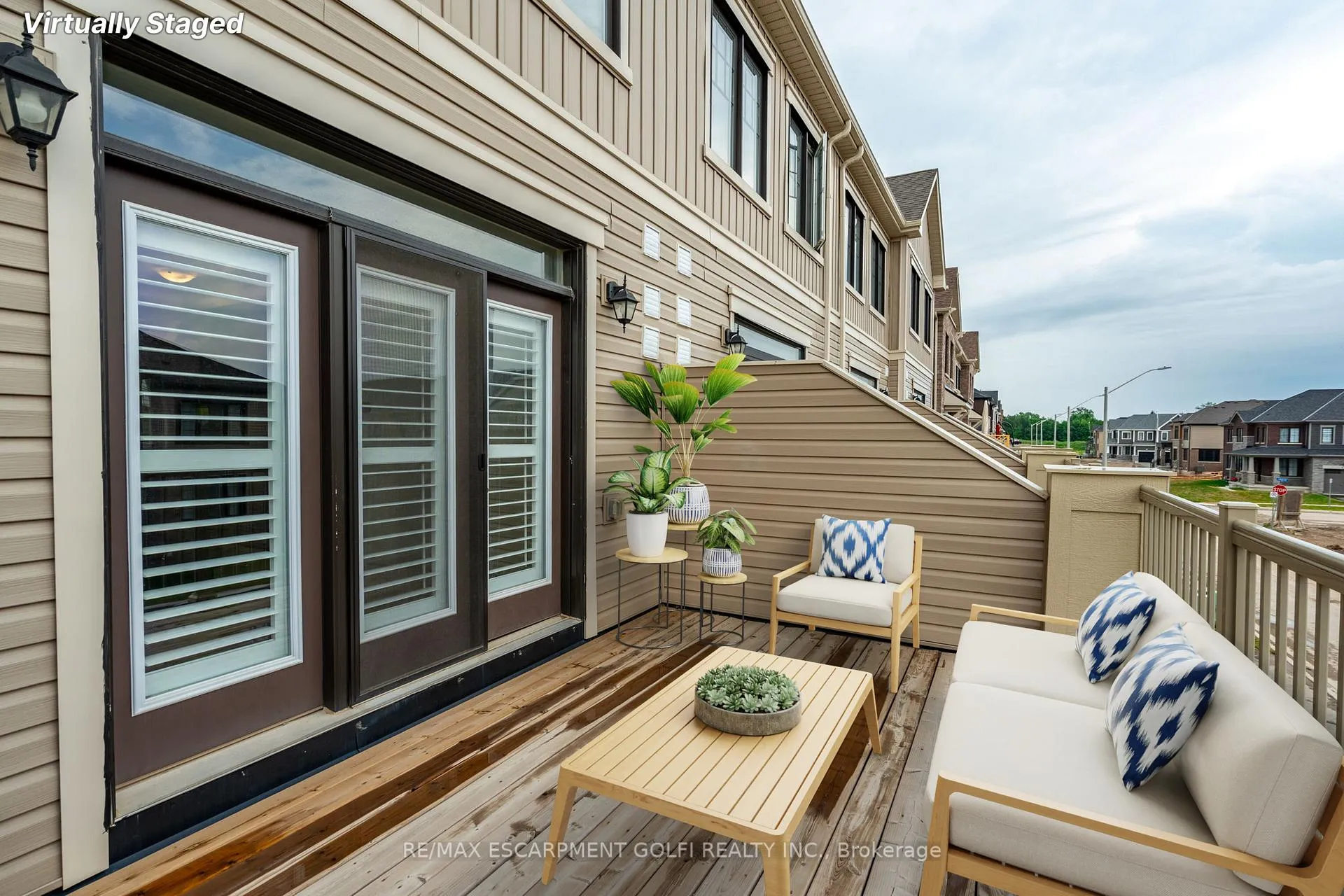 Photo 14 of 91 Melody Lane E, Thorold, Port Robinson — HOMEH