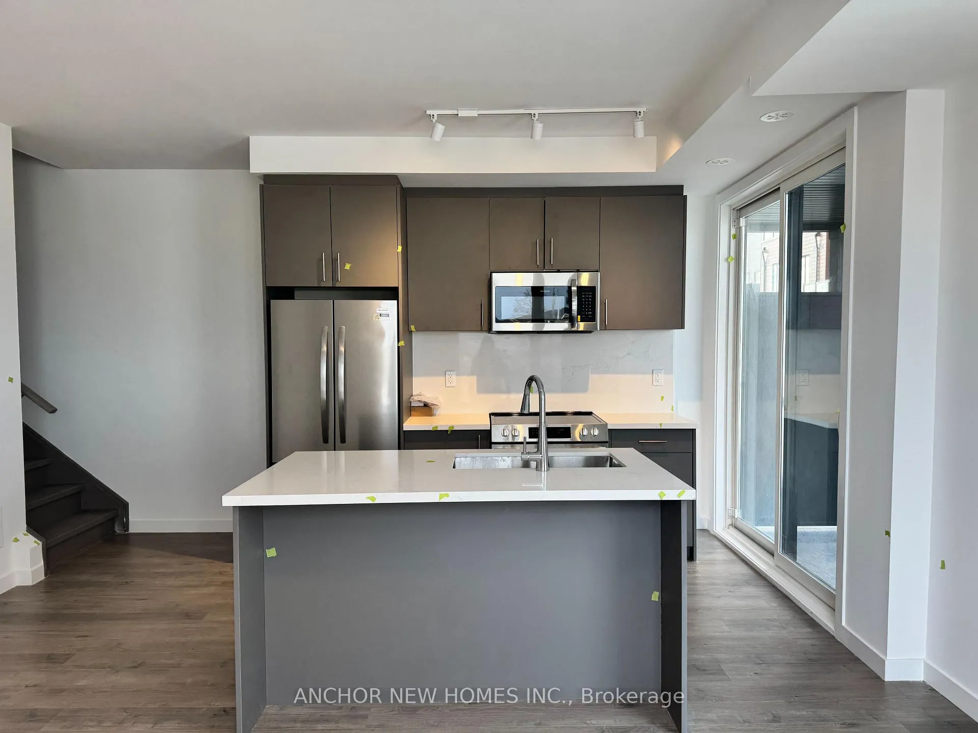 Photo 8 of Unit 15, 113 Marydale Avenue, Markham, Middlefield — HOMEH