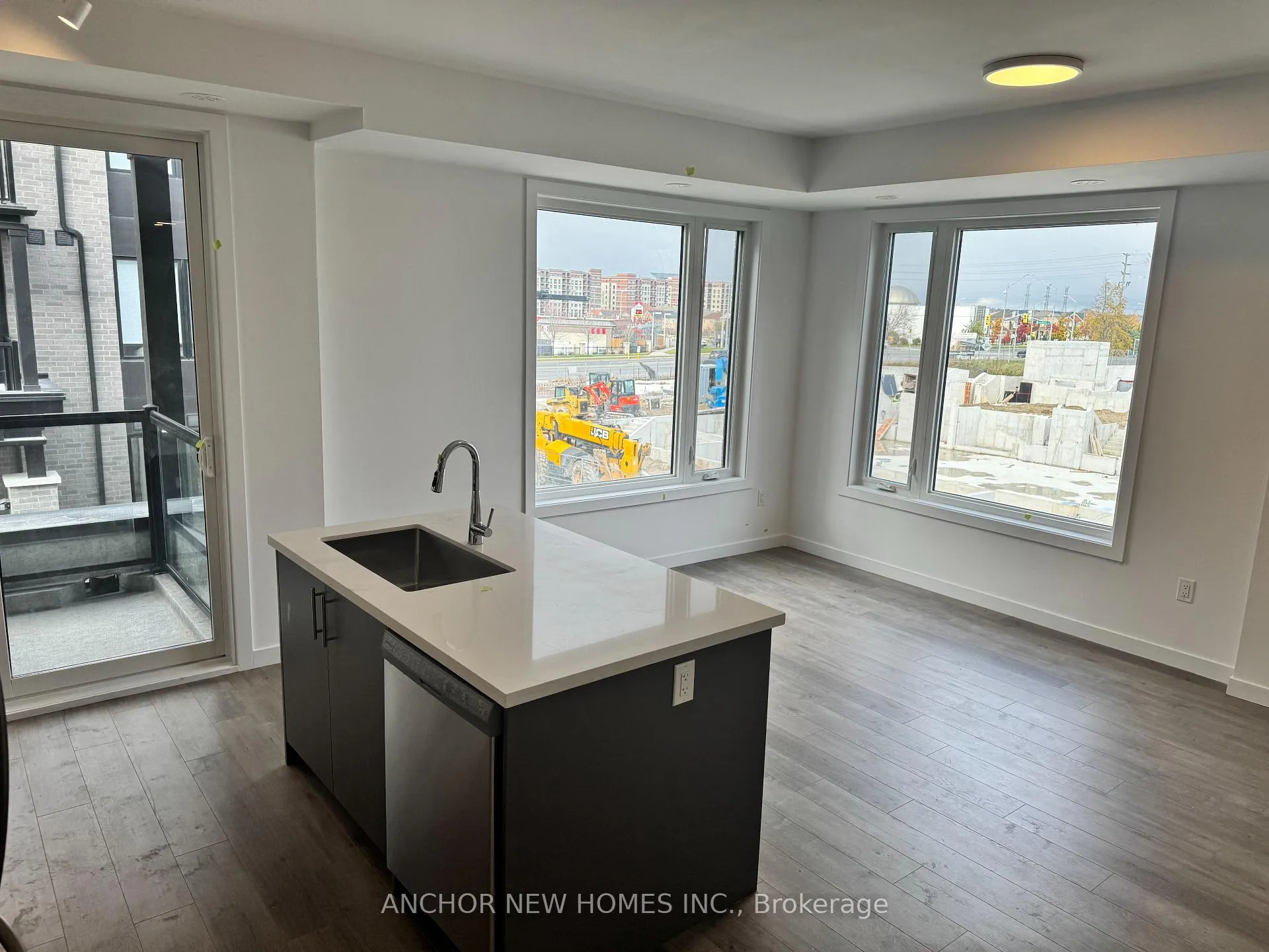 Photo 10 of Unit 15, 113 Marydale Avenue, Markham, Middlefield — HOMEH