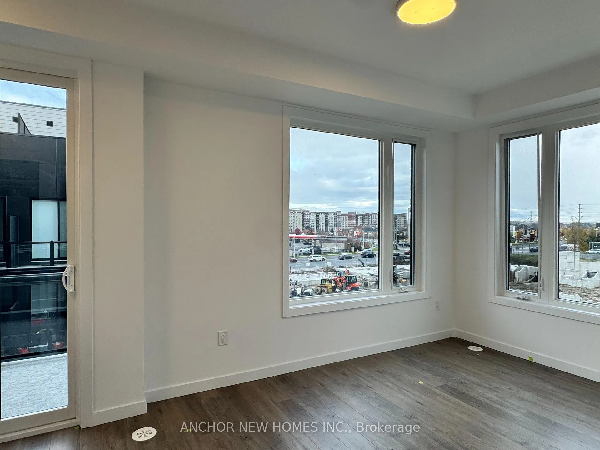Photo 17 of Unit 15, 113 Marydale Avenue, Markham, Middlefield — HOMEH