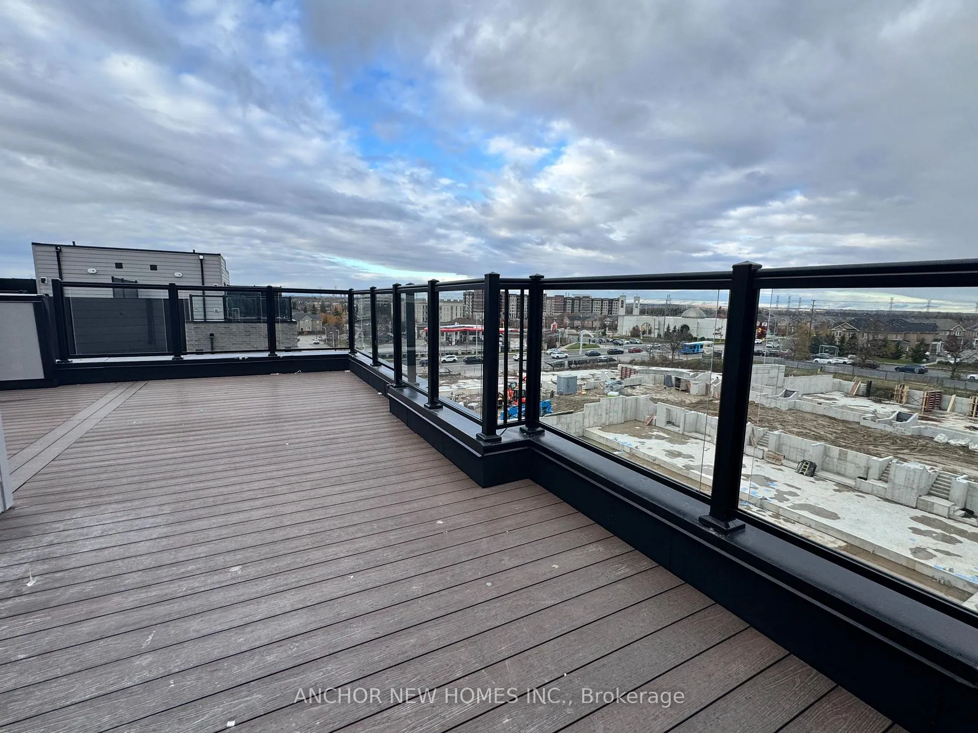 Photo 23 of Unit 15, 113 Marydale Avenue, Markham, Middlefield — HOMEH