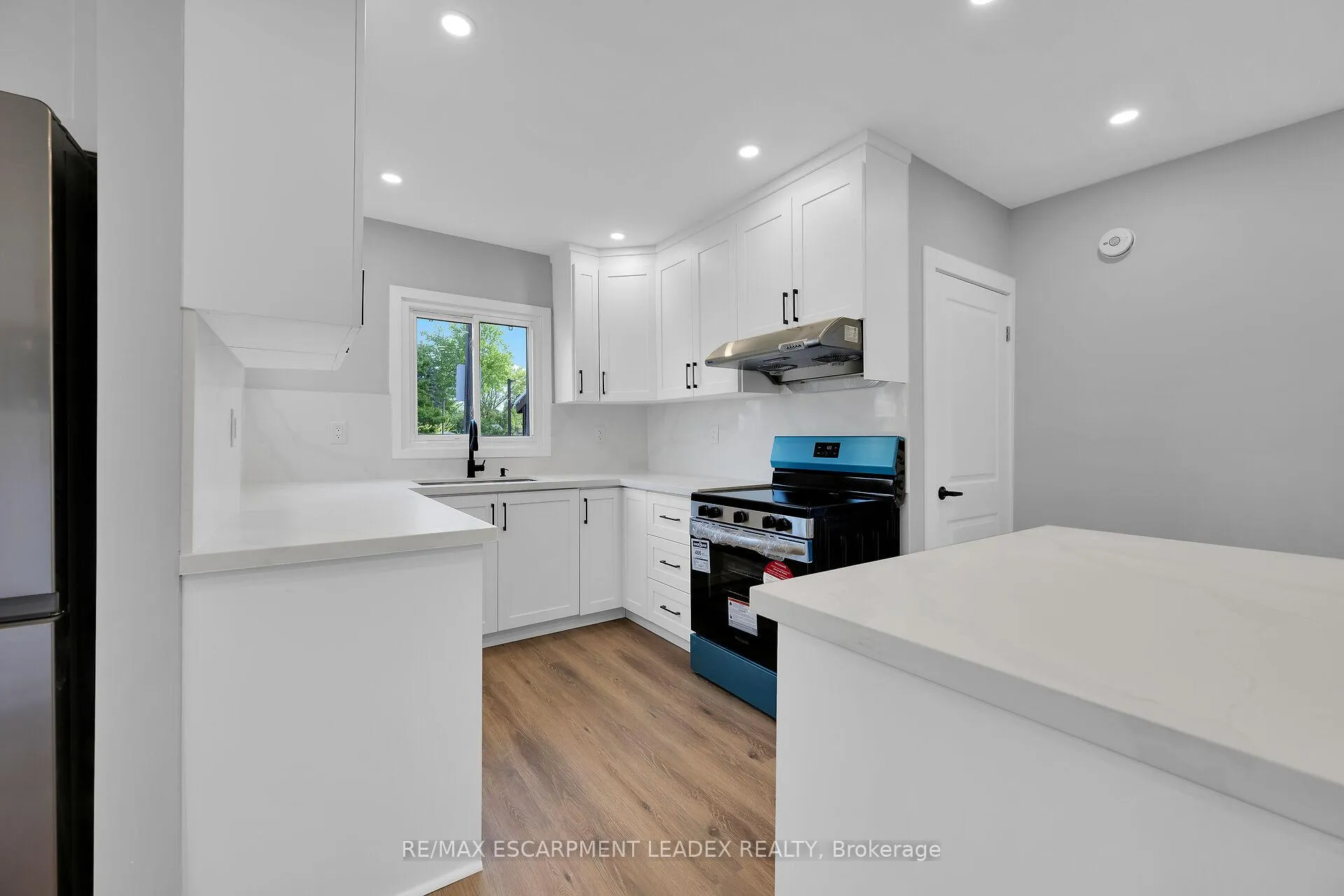 Photo 19 of 24 Clapham Road, Hamilton, Greenford — HOMEH