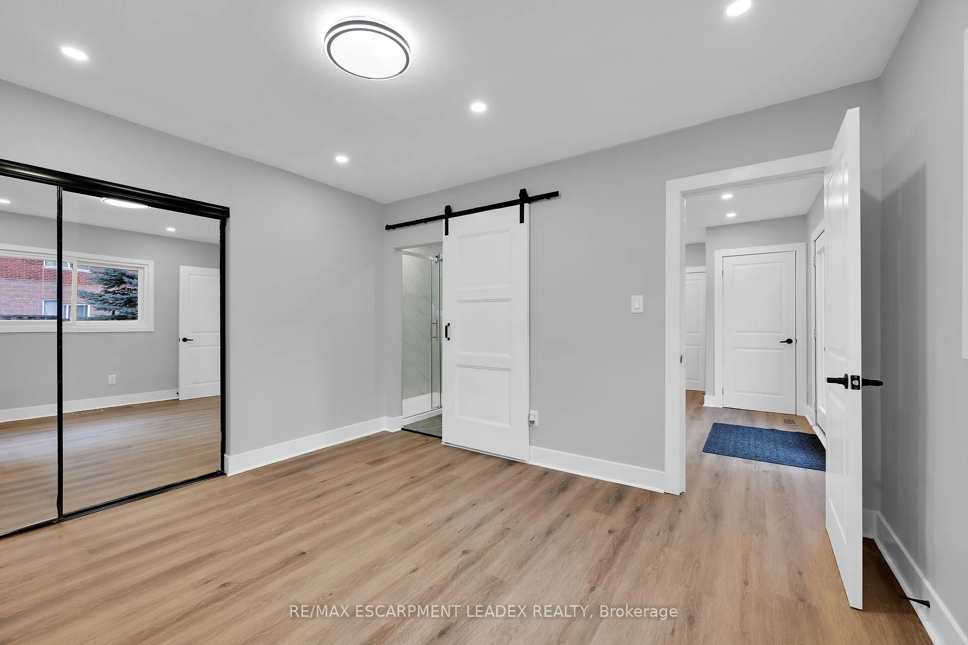 Photo 26 of 24 Clapham Road, Hamilton, Greenford — HOMEH