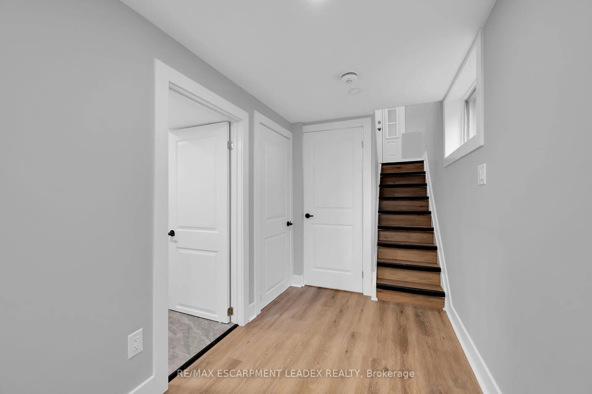 Photo 33 of 24 Clapham Road, Hamilton, Greenford — HOMEH