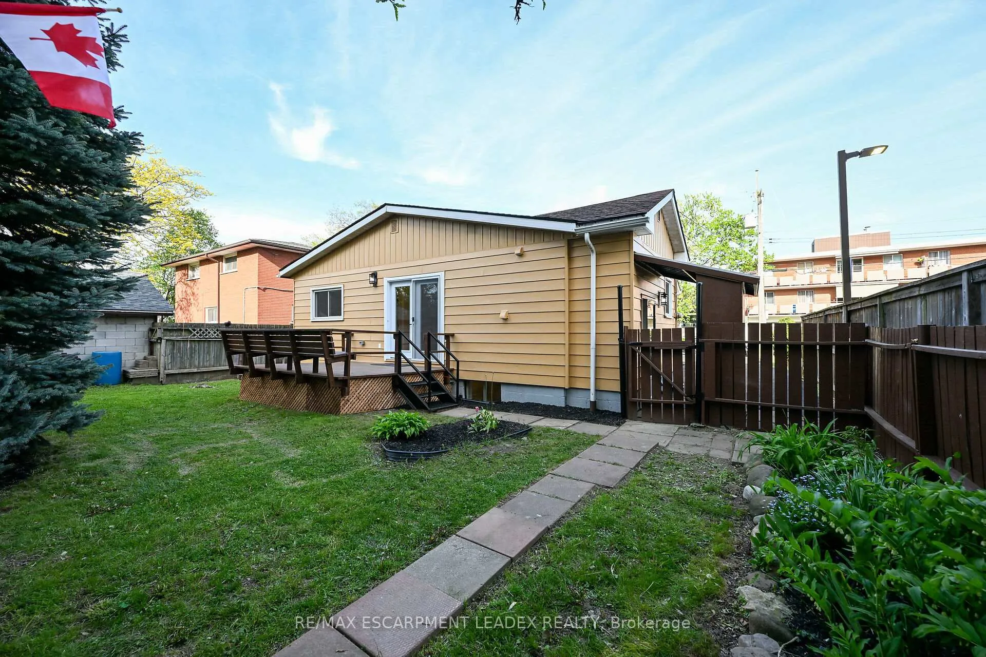 Photo 45 of 24 Clapham Road, Hamilton, Greenford — HOMEH