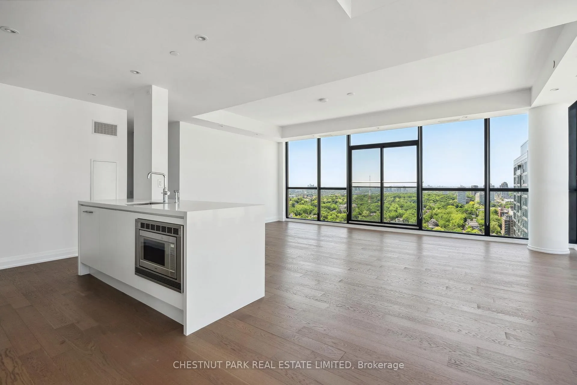 Photo 6 of Unit UPH 03, 101 St Clair Avenue, Toronto, Yonge-St. Clair — HOMEH
