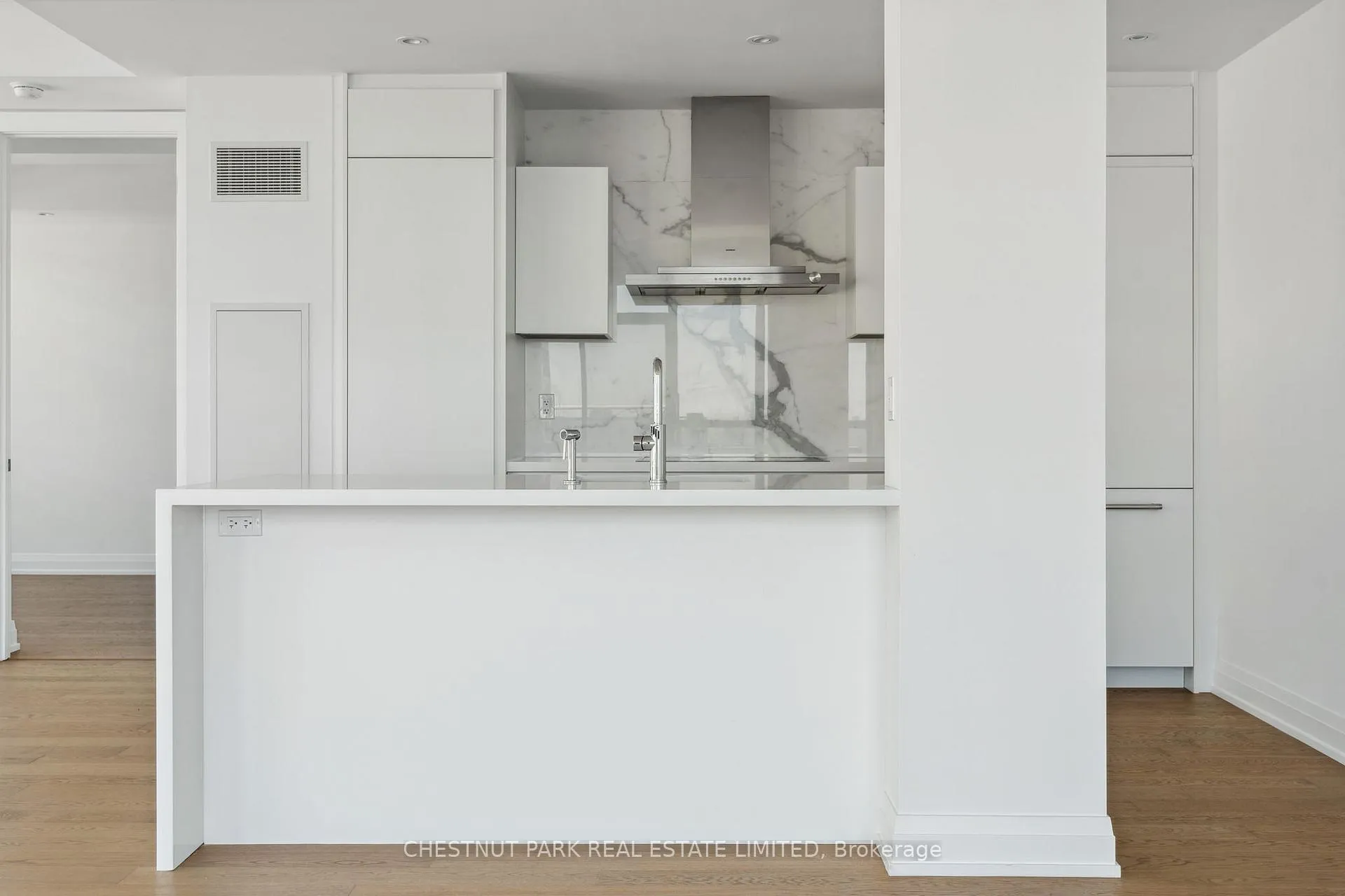 Photo 9 of Unit UPH 03, 101 St Clair Avenue, Toronto, Yonge-St. Clair — HOMEH