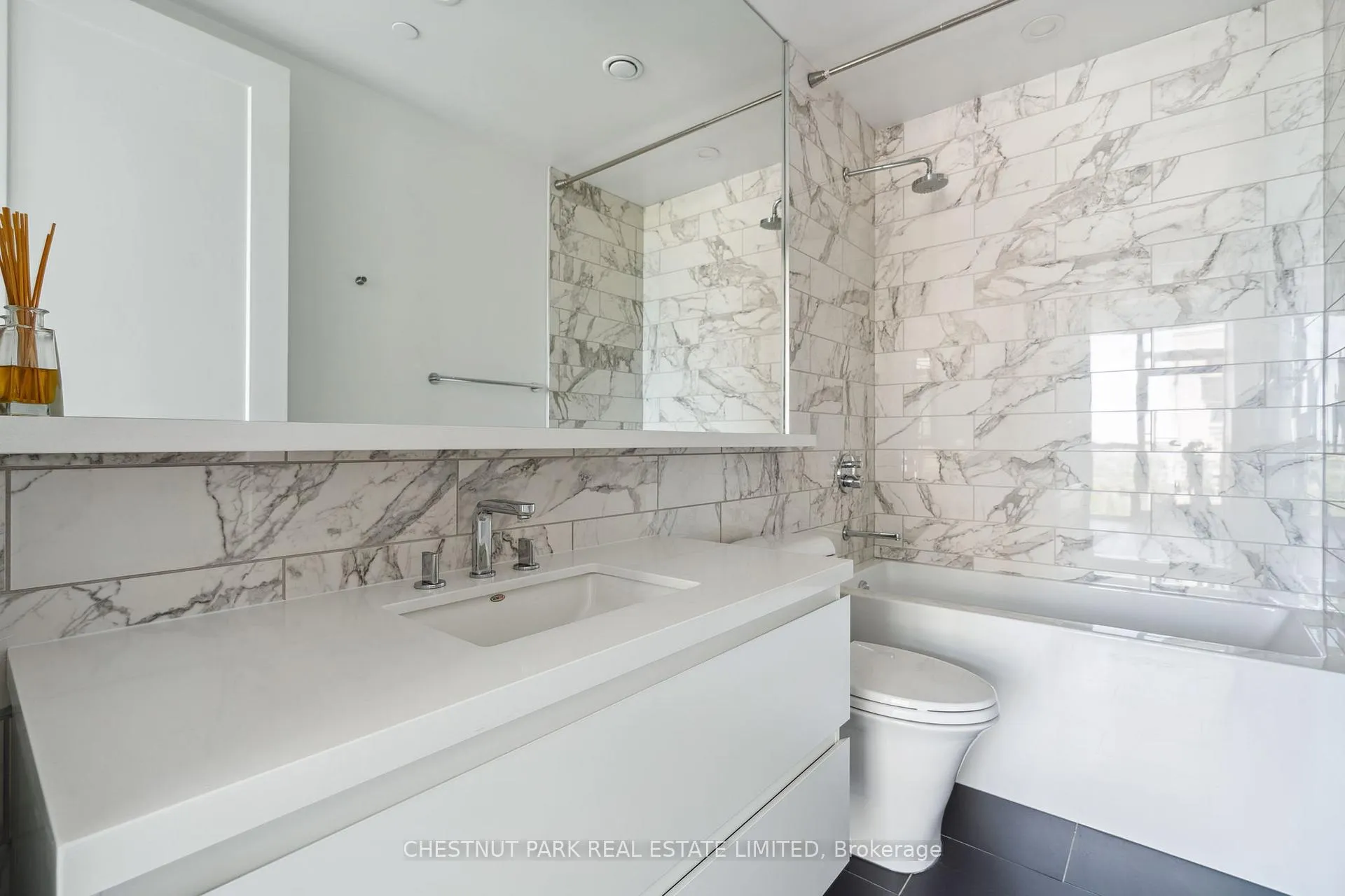Photo 16 of Unit UPH 03, 101 St Clair Avenue, Toronto, Yonge-St. Clair — HOMEH