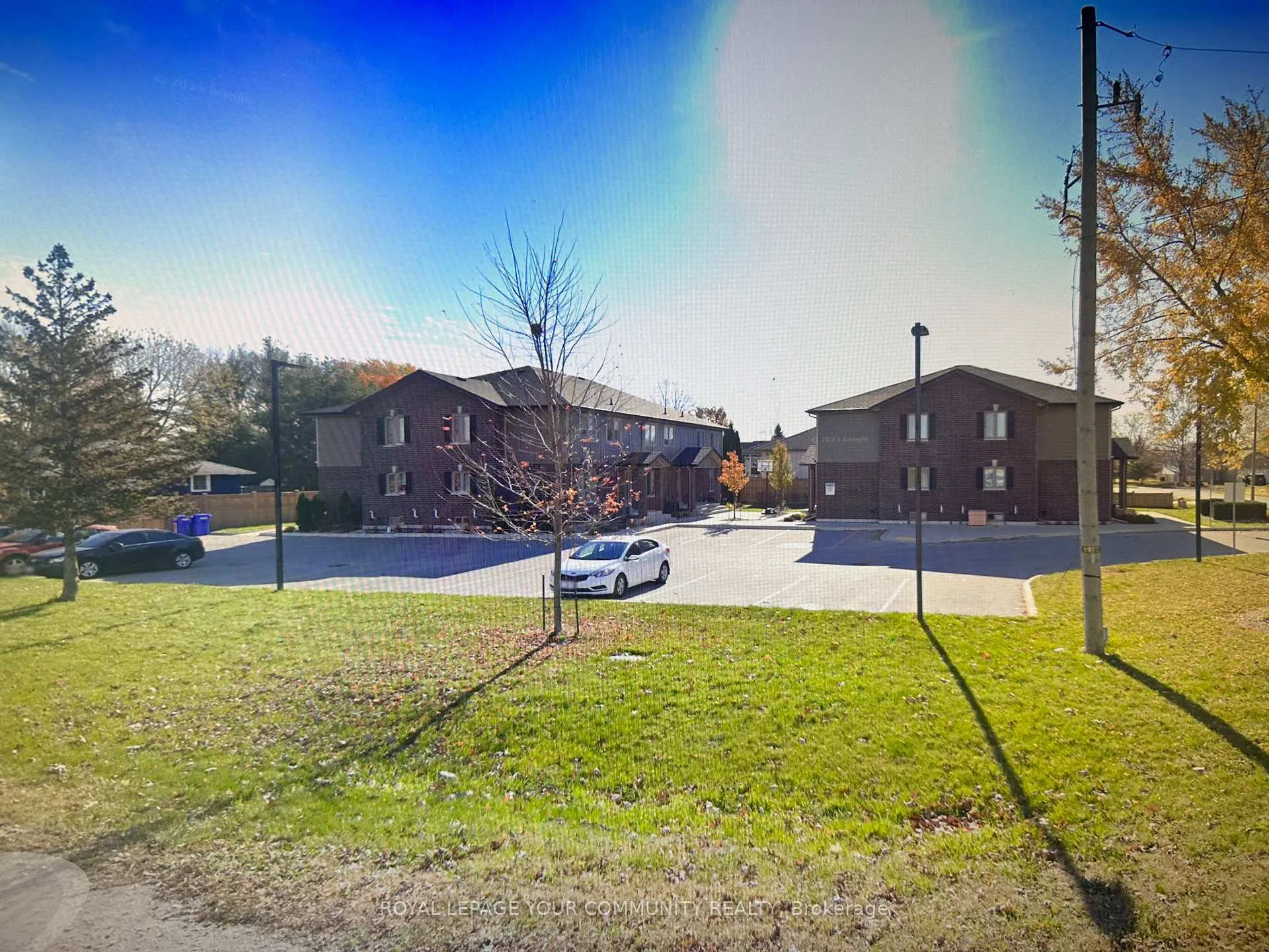 Photo 3 of Unit 3, 204 Beechwood Drive, Lakeshore — HOMEH