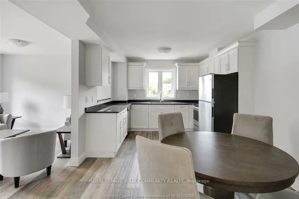 Photo 4 of Unit 3, 204 Beechwood Drive, Lakeshore — HOMEH
