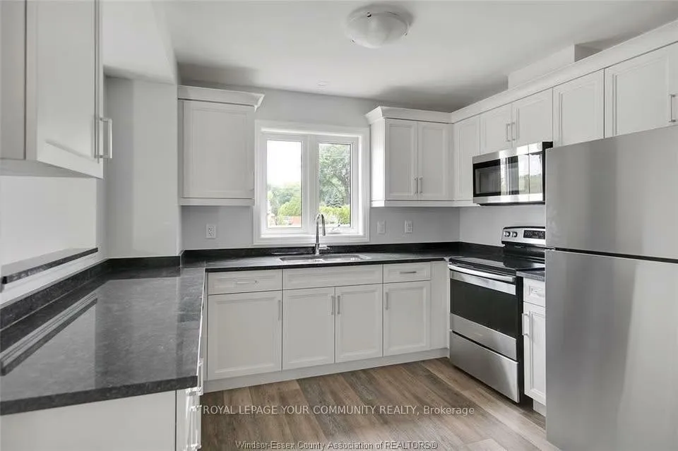 Photo 5 of Unit 3, 204 Beechwood Drive, Lakeshore — HOMEH