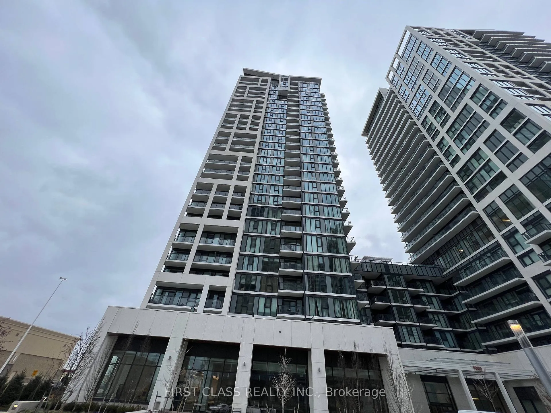 Photo 1 of Unit 2420, 9000 Jane Street, Vaughan, Concord — HOMEH