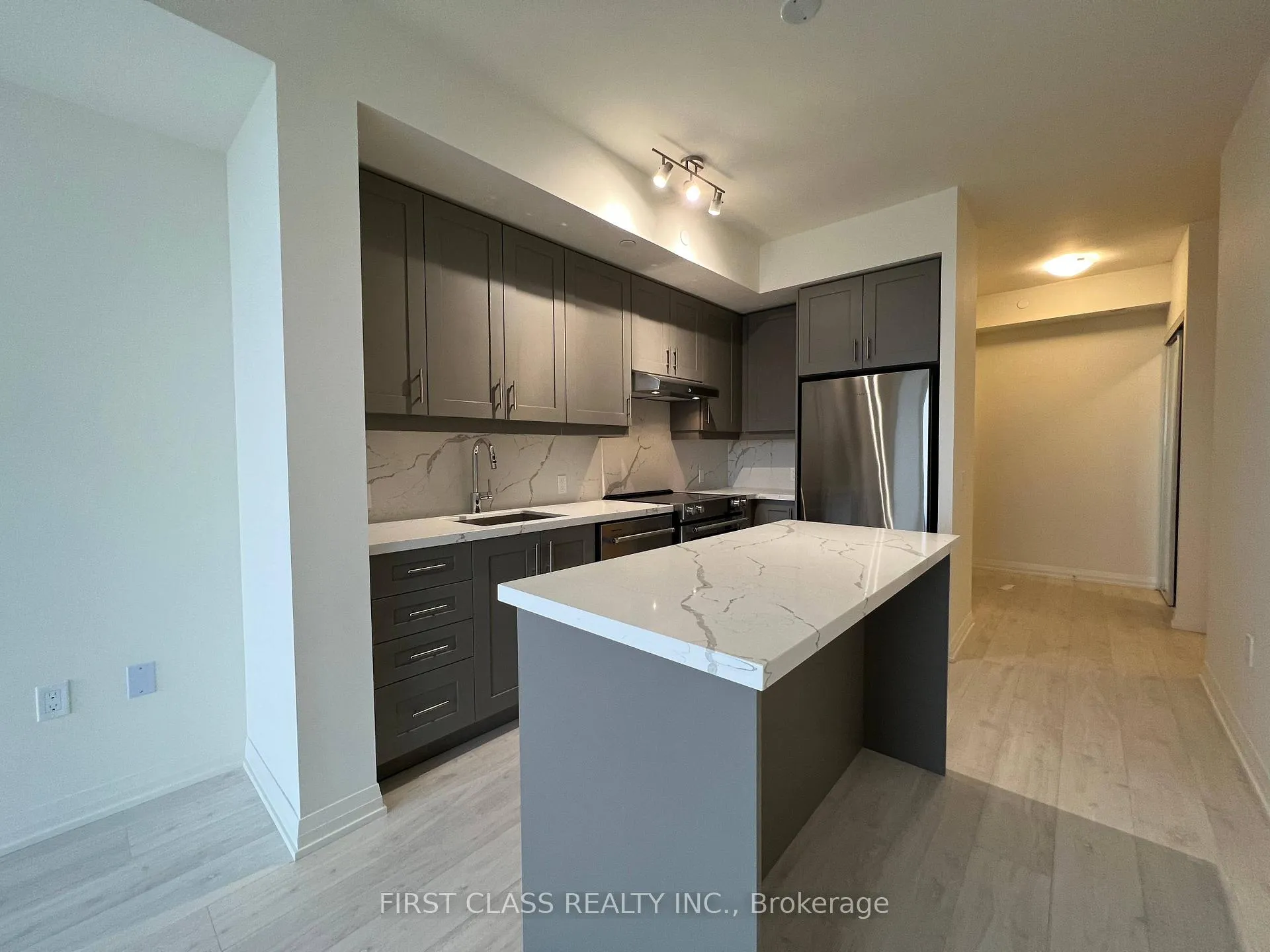 Photo 6 of Unit 2420, 9000 Jane Street, Vaughan, Concord — HOMEH