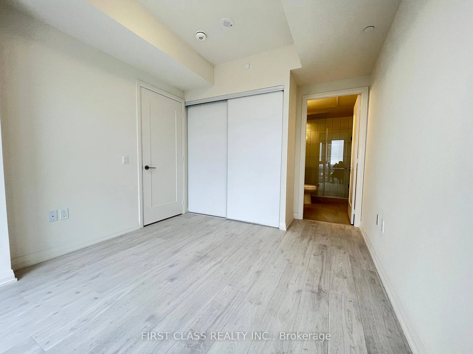Photo 12 of Unit 2420, 9000 Jane Street, Vaughan, Concord — HOMEH