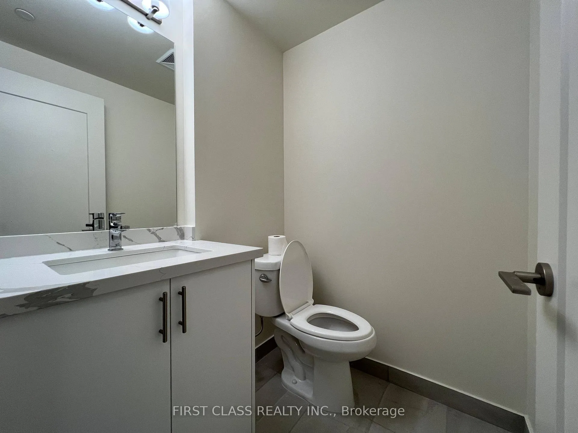Photo 15 of Unit 2420, 9000 Jane Street, Vaughan, Concord — HOMEH