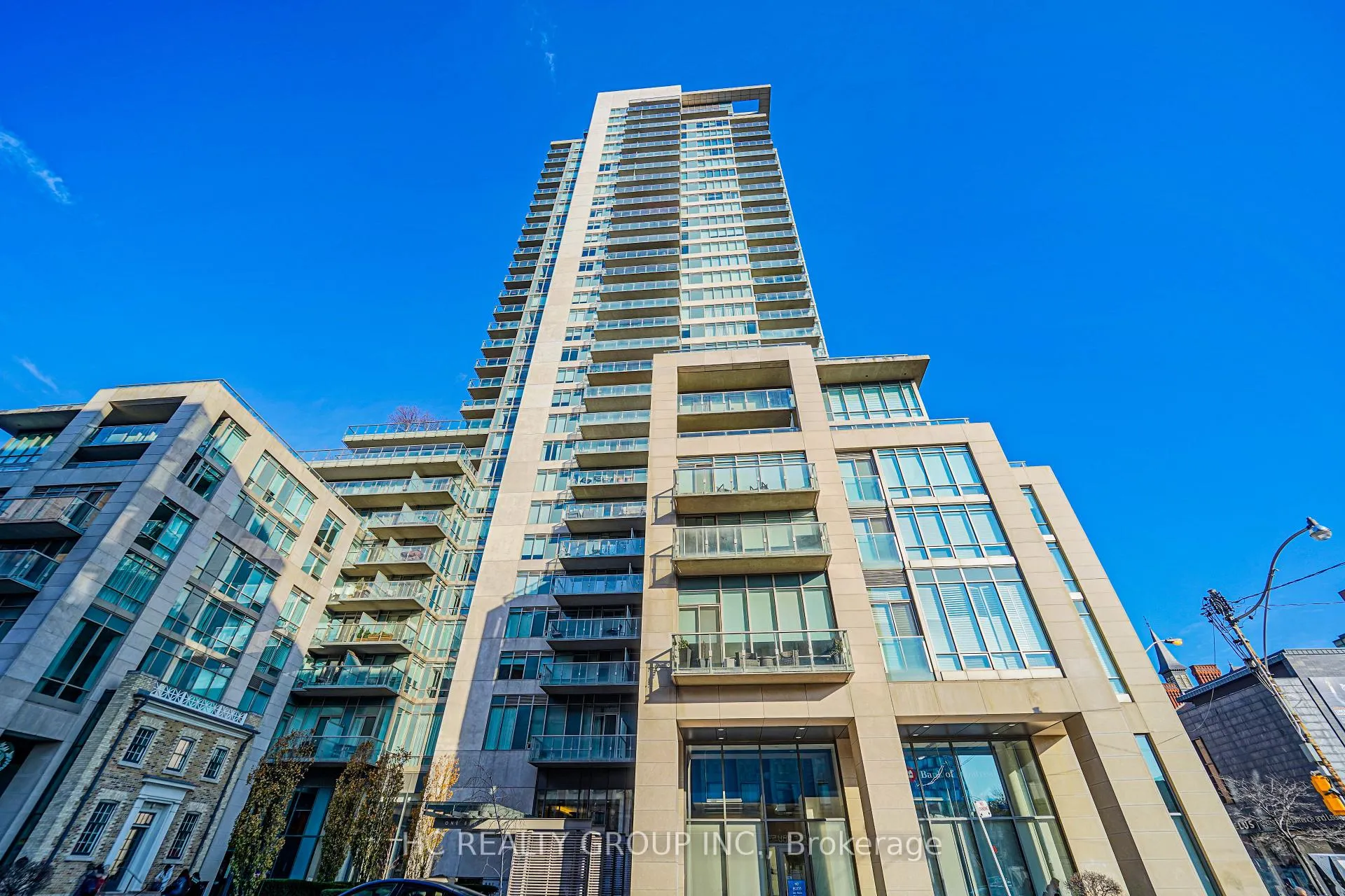 Front of Unit 1901, 1 Bedford Road