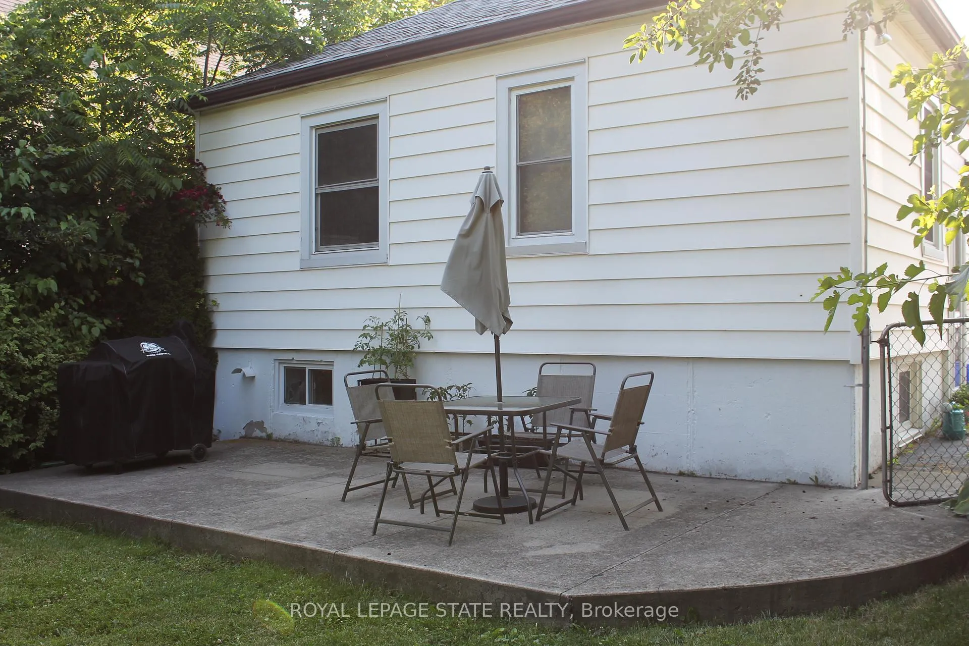Photo 5 of Unit A, 191 East 25th Street, Hamilton, Eastmount — HOMEH