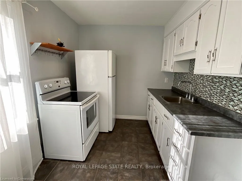 Photo 9 of Unit A, 191 East 25th Street, Hamilton, Eastmount — HOMEH