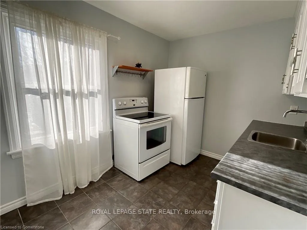Photo 10 of Unit A, 191 East 25th Street, Hamilton, Eastmount — HOMEH