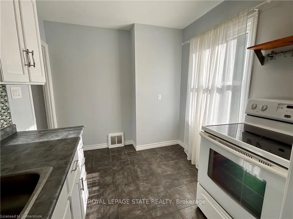 Photo 11 of Unit A, 191 East 25th Street, Hamilton, Eastmount — HOMEH