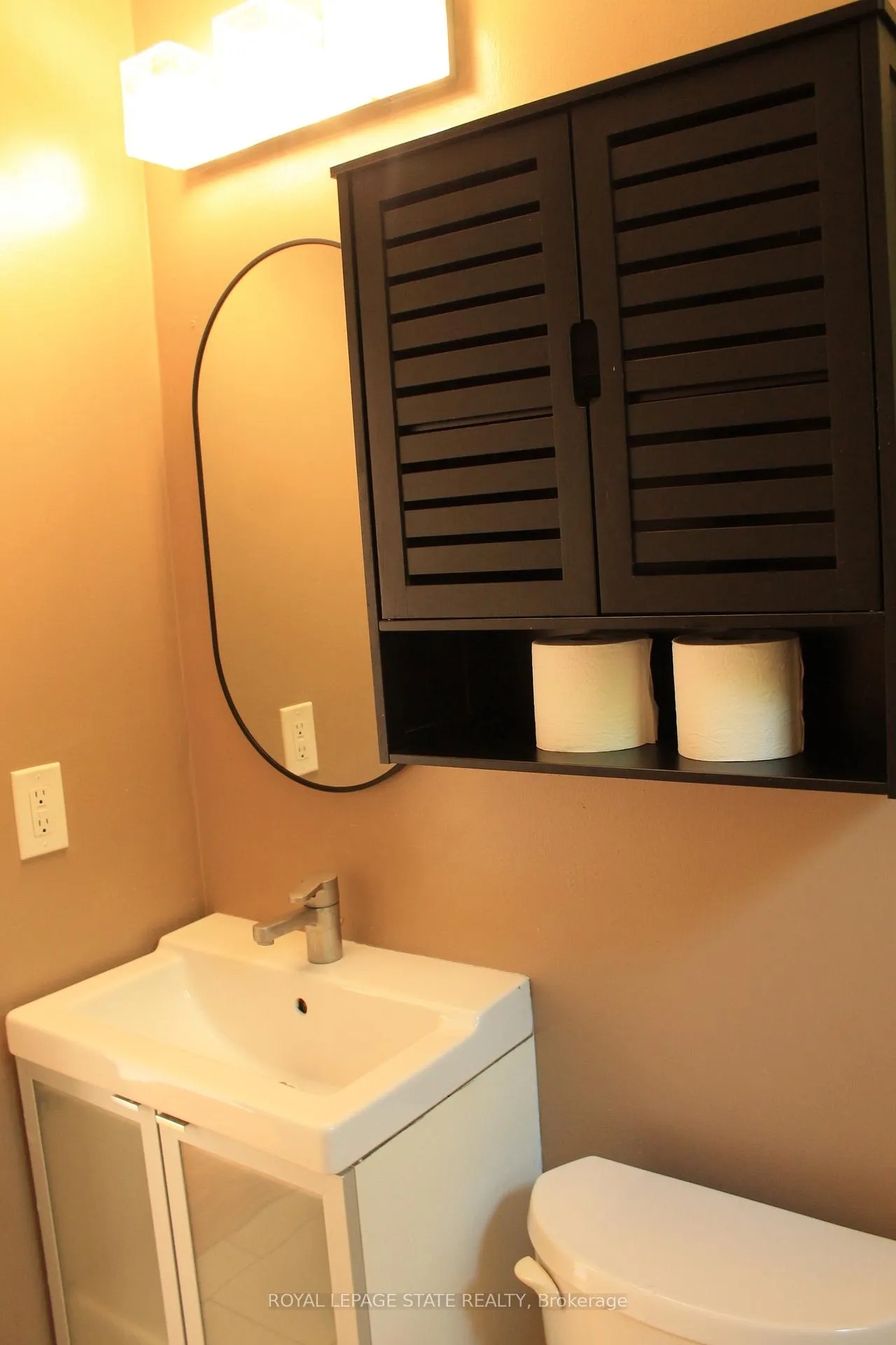 Photo 16 of Unit A, 191 East 25th Street, Hamilton, Eastmount — HOMEH