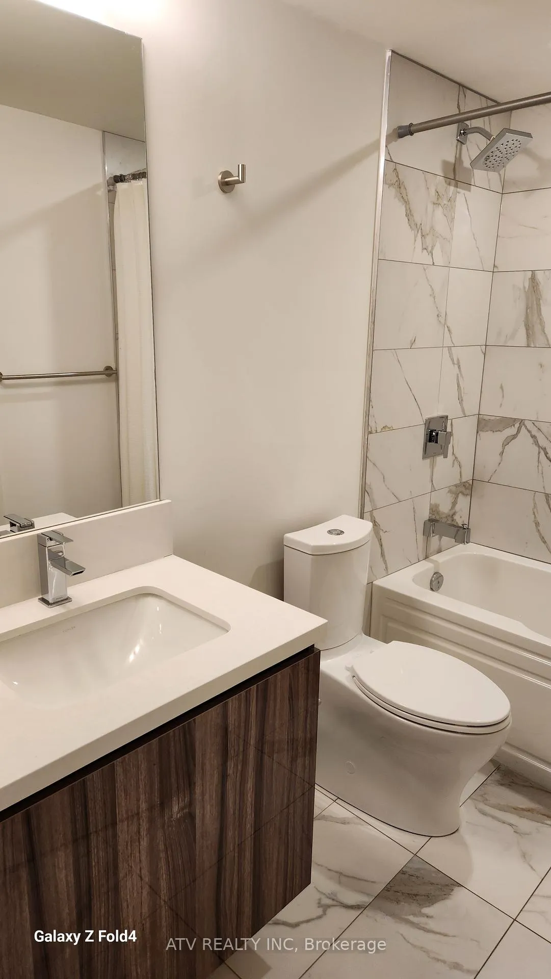 Photo 15 of Unit 704, 151 Avenue Road, Toronto, The Annex — HOMEH