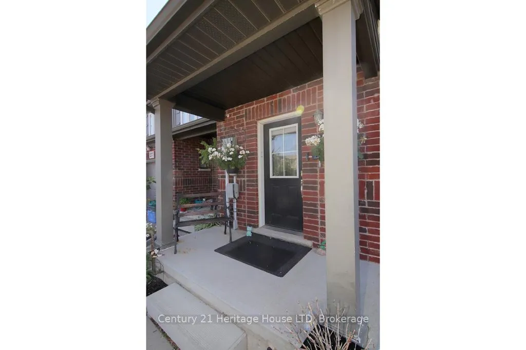 Photo 6 of 281 Silverwood Avenue, Welland, Coyle Creek — HOMEH