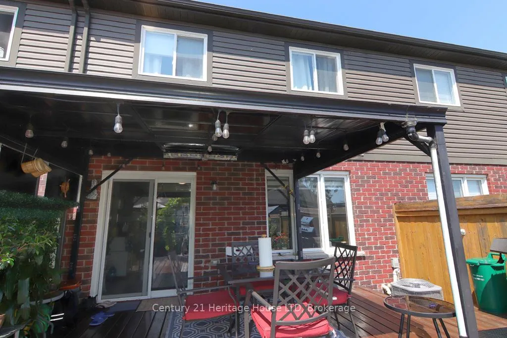Photo 7 of 281 Silverwood Avenue, Welland, Coyle Creek — HOMEH