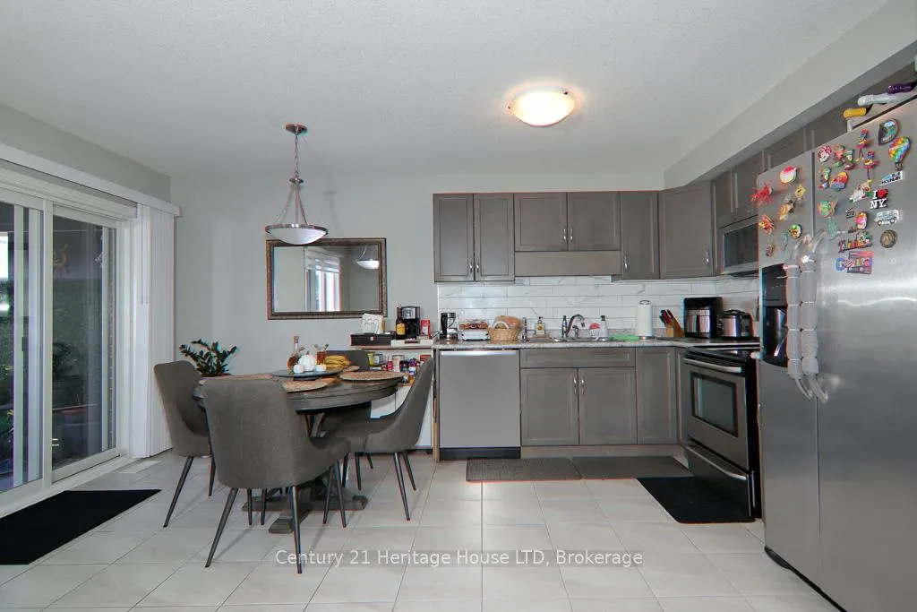 Photo 23 of 281 Silverwood Avenue, Welland, Coyle Creek — HOMEH