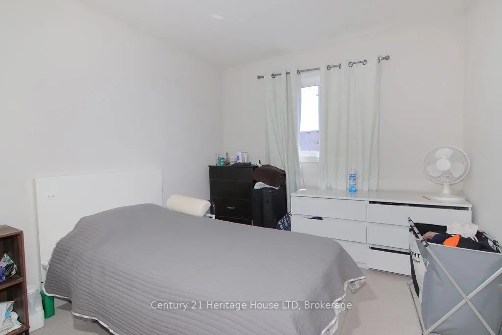Photo 30 of 281 Silverwood Avenue, Welland, Coyle Creek — HOMEH